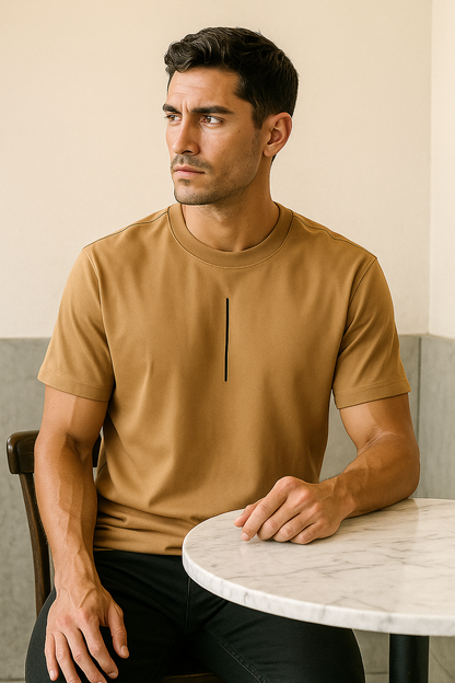 Playera Gold Camel Noir Club